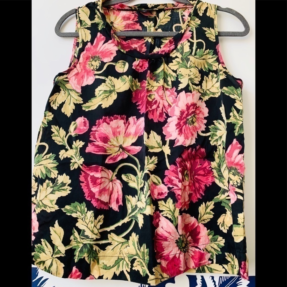 Talbots Floral sleeveless top